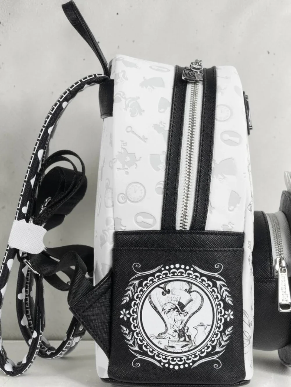 Loungefly Alice in Wonderland White and Black Illustrated Backpack Limited